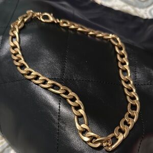 Chunky chain necklace